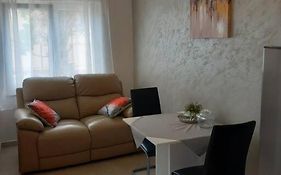 Apartmani Mira
