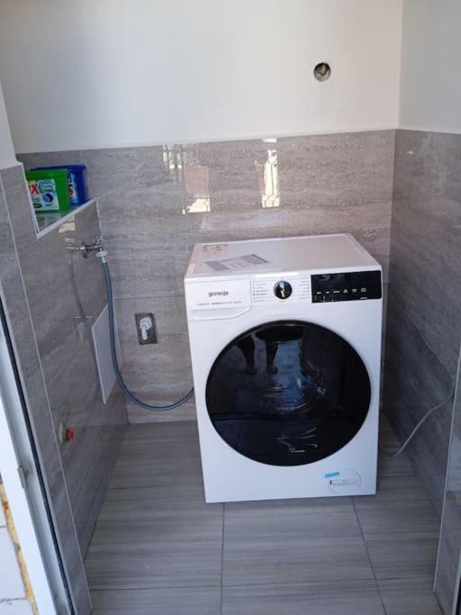 Apartmani Mira Zara Esterno foto